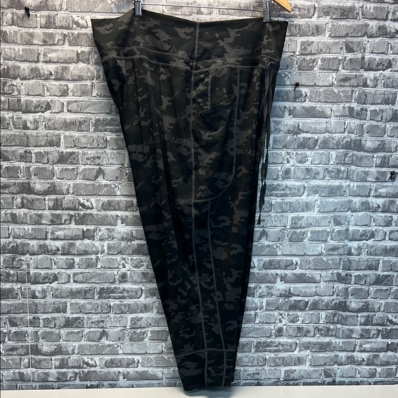 Fabletics‎ Camouflage joggers - Picture 1 of 9